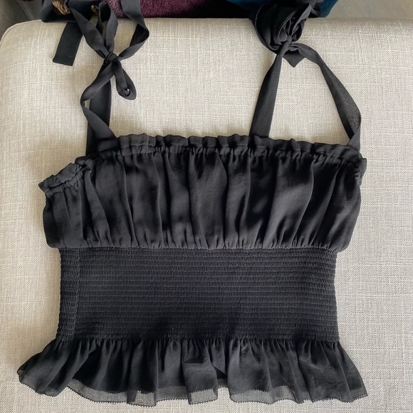 Aritzia smocked top - Picture 2 of 3